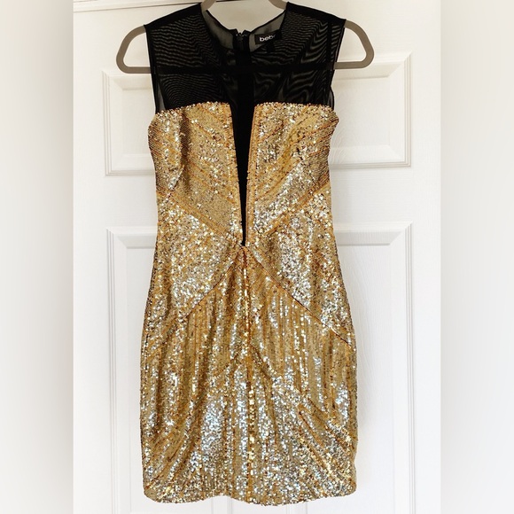 ✨Sparkle✨ bebe Sassy Sequined Holiday Bodycon Mini Dress - Picture 2 of 10